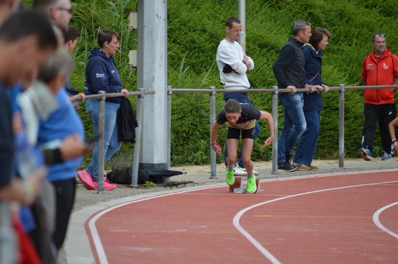 Afbeelding met atletiek, sport, persoon, buitenshuis

Door AI gegenereerde inhoud is mogelijk onjuist.
