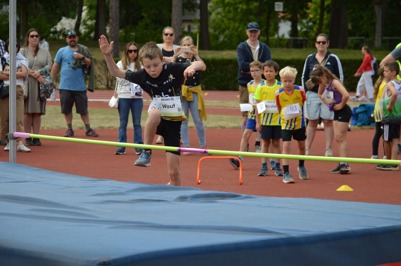 Afbeelding met atletiek, sport, persoon, Sport

Door AI gegenereerde inhoud is mogelijk onjuist.